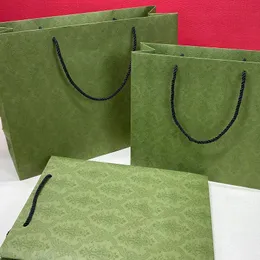 New designer style popular green gift bag large size paper luxury Packaging Bags