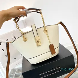 Portafoglio di design di alta qualità di lusso borsa a tracolla a tracolla mezza luna moda donna shopping borsa da donna Lettera totes