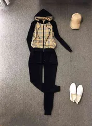 Jaqueta feminina com capuz com zíper conjunto de duas peças elegante listrada com zíper jaquetas com capuz com calça preta roupa de treino de luxo para mulheres