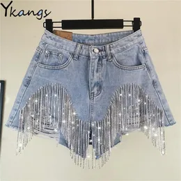 Women luxurious Tassel Fringed Hole Jeans Shorts Female High Waist Summer Fashion Designer Wide Leg Denim Shorts 220419