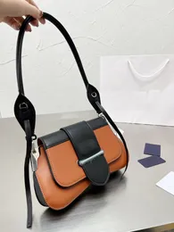 Vente chaude Femmes Épaule Bandoulière Sac À Main Designer Sac Bon Handfeel Rabat Selle Pures Sacs Fourre-Tout Classique Marque De Mode Sling designers sac Prix de Gros Hobo