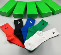 2022 Designer Socks Luxury masculino Socão de algodão Classic Gu Letter de alta qualidade Flash Flash Movement Stocking 17 Styles para escolher