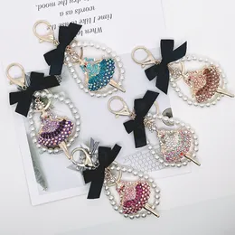 Schlüsselanhänger Perlenkette mit Diamanten eingelegt Ballettmädchen Auto-Schlüsselanhänger schöner kreativer Taschenanhänger