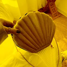 Abendtaschen Süße Dame Shell Umhängetasche 2022 Mode Hohe Qualität Samt Damen Designer Handtasche Kette Schulter Messenger BagEv