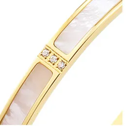 Bangle de conchas mulheres aço inoxidável Casal Bracelet Gold Men Jóias da moda Valentim Day Gift for Girlfriend Accessories Wholesale