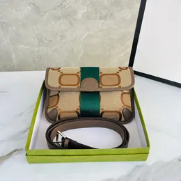 Designer Purse Luxury Bag Brand Handväskor Högkvalitativ kosmetisk väska äkta läder crossbody väska messager handväska år 1978 34