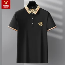 Mens Summer T Shirtspot Haft haft stały kolor krótkoeved swobodna moda biznes męską koszulę polo 220608