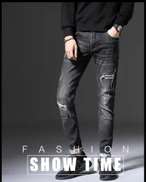 بنطلون جينز رجالي مطرز من قماش الدنيم بنطلون بفتحات عصرية مقاس أمريكي 28-40 بنطلون هيب هوب بسحّاب متعب للذكور 2022 أعلى مبيعاً