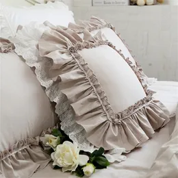 Topp lyxig khaki europeisk broderi kudde täcker stora ruffle spets rynka kudde täcker kaklager prinsessan sängkläder kudde 210401
