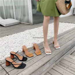 2021 Summer Woman 8cm High Heels Sandals Classic Block Heels Platform Pumps Lady Chunky Fertsh Brown Wedding Prom Sandles Shoes 0004