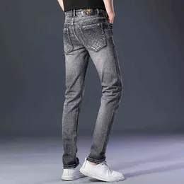 Markenmode Little Bee bestickte Jeans Herren Elastic Slim Small Straight Produkte