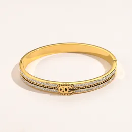 Pulseiras de estilo clássico da moda feminina pulseira de luxo designer de joias de cristal banhado a ouro 18 quilates de aço inoxidável para amantes pulseira de presente masculina ZG1512