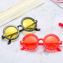 Moda dla dzieci designerskie okulary przeciwsłoneczne śliczne tępe polskie dziewczyny chłopcy z okulary przeciwsłoneczne ultrafioletowe niemowlęce niemowlęce szklanki pszczół okulary okulary