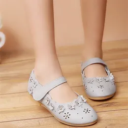 Mumoresip PU Leather Toddler Baby Girl Flats Flowers Cutouts Princess Kids Children Girls Soft Shoes Loafers 220705
