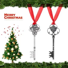سلاسل المفاتيح 2022 الجملة الإبداعية عيد الميلاد مفاتيح Snowflike Ribbon Magic Key Santa Claus Tree Ornament Gift Enek22