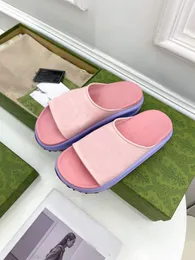 2022 damskie designerskie sandały sandały na platformie klapki plażowe kolorowe kapcie impreza plenerowa klasyczne sandały koronkowe pudełko