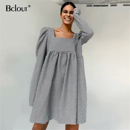 BCLOOT Black White Plaid Dress Vintage Rękaw Puff Mini Sukienki Kobieta Jesień Kwadrat Collar Casual Lady Vestido Zipper Sexy 220317