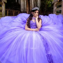 Urocze sukienki Lilac Quinceanera z 3D Floral Applique Charro Vestidos de 15 AOS 2022 Sweet 16 Controse Sukienka 322