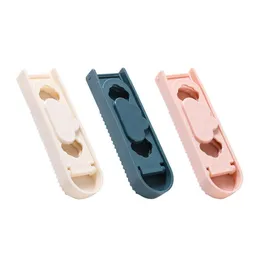 Abbigliamento Guardaroba Portaoggetti Porta lenzuolo Clip 4PC Trapunta Fibbia Fermo Bretelle Pinza elastica per abbigliamento AbbigliamentoClo