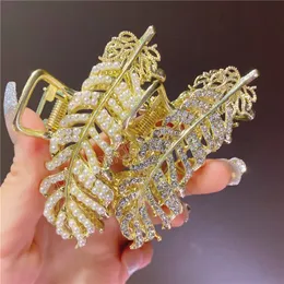 Retro Leaf Hairpin Rhinestone Hair Clips for Women Elegant Preal Headdress Side CILP Hårtillbehör