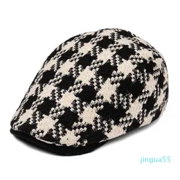 Man Berets Cotton British Vintage Flat Caps Male Multiple Styles Spring Autumn Winter 조정 가능한 운전자 모자