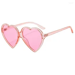 Солнцезащитные очки мода сексуальная любовь сердца в форме женщин дизайнер бренд милый ретро Большой рам