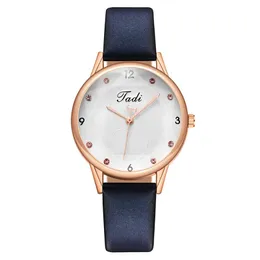 Kol saatleri lüks kadınlar moda elmas aşk kalp rengi kuvars bilezik montre femme relojes para mujerwristwatches bilek saatiwristwatc