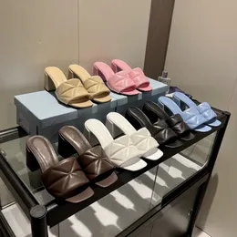 En Kaliteli lüks tasarımcı Classics Kadın terlik Moda Sandalet Slaytlar Yaz Seksi gerçek deri Bayanlar Plaj platformu yüksek topuk terlik 6.5 cm kutu ile