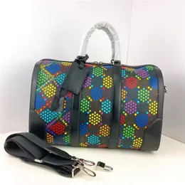 7A Högkvalitativ väskedesigner Tote Stor läder Travel Duffel Crossbody 601294 Psychedelic Boston Duffle Bagage Luxury Totes Cross Body Over Night Påsar 44 cm