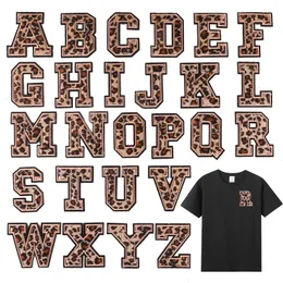 Noções de impressão de leopardo em letras patches de 6 cm de letra A-Z Decoram apliques de reparo Patch DIY suprimentos para roupas