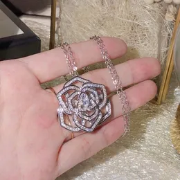 Zestaw biżuterii ślubnej marki Chouchong luksusowe 925 Sterling Silver Rose Flower wisiorek Pave White Sapphire CZ diamentowe kamienie szlachetne Party kobiety stadniny kolczyk naszyjnik prezent