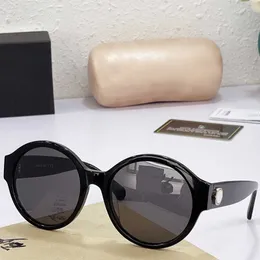 Occhiali da sole di marca di lusso Estate Stile vintage Uomo Donna Cornice ovale nera Qualità eccellente Des lunettes de soleil Occhiali protettivi UV400 4326
