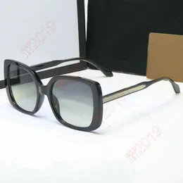 2022 Occhiali da sole quadrati barocchi con montatura grande Moda con stelle Protezione UV400 antiriflesso Occhiali da sole da uomo Net Red Street Occhiali alla moda Lunette De Soleil