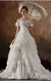 Vintage Gothic Wedding Dress Handmade Flowers And Ruffles Bridal Gowns Ivory Sweetheart Long Princess A Line Wedding Dresses Robe De Mariee