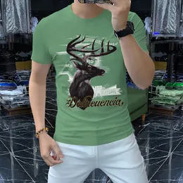 패션 사슴 인쇄 남자 티셔츠 2022 여름 새로운 서양 스타일 디자인 다목적 짧은 슬리브 젊은 슬림 둥근 목 얇은 면화 녹색 검은 흰색 m-4xl