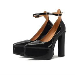 2022 여성 샌들 새로운 섹시한 단일 신발 스틸레토 누드 컬러 방수 두꺼운 단독 두꺼운 하이힐 버클 샌들