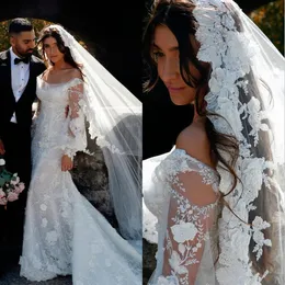 Luxury Lace Illusion Mermaid Wedding Dresses Strapless Neck Appliques Plus Size Bridal Gowns Robe de mariée With Veil