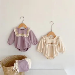 Baby Girls Rompers 100 ٪ من القطن ولدت 100 يوم ملابس الدانتيل مدفوع الأكمام طويلة الأكمام المثلث يتسلق 220426