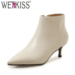 Wetkiss Cow Leather Women 발목 부츠가 뾰족한 발가락 고무 신발 모피 Med Heels Female Boot Zip 신발 여성 Winter Black 201102