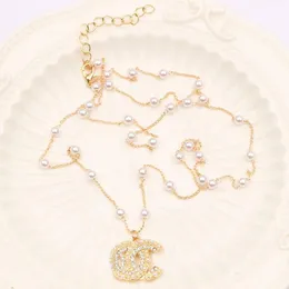 Luxury Women Designer Halsband Choker Chain Crystal Rhinestone 18K Gold Plated C-Letter Pendants Halsband Statement Wedding Jewelry XL0002 Party