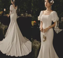 Nuovo elegante semplice abito da sposa a sirena 2022 scollo quadrato in raso coreano vintage a bolle manica corta sweep treno vestido de noiva robe de mariage