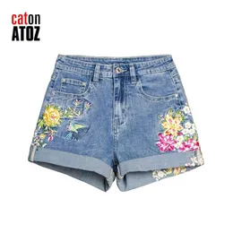 catonATOZ 2258 Women s Fashion Embroidered flower Denim Short Jeans Sexy Punk Sexy Hot Woman Shorts Feminino 210306