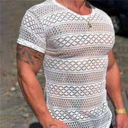 T 셔츠 남자 레이스 중공 아웃 짧은 슬리브 셔츠 여름 남성 의류 남성 캐주얼 둥근 목 슬림 핏 셔츠 탑 220521