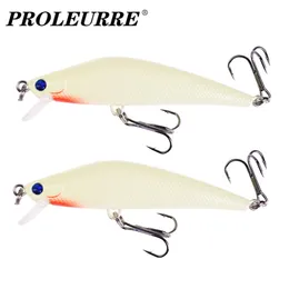 1PCS 3D Luminous Night Fishing Bait 8cm 8g Bass Minnow Lures with Treble Hooks Crankbaits Pike Carp Pesca Tackle 220726