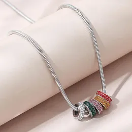 Naszyjniki wiszące sprzedające biżuterię hurtowy kolorowy pierścień retro wszechstronny długi naszyjnik europejski i amerykański egzotyczny łańcuch swetra