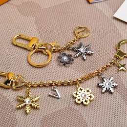 Silver Stilig Keychain Luxury Designer Snowflake Keys Pendant Key Buckle Classic Letter Metal Chain High Quality Keychains Bag Ornaments