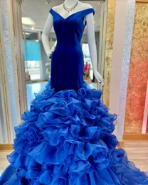 Miss Mrrs Lady Pageant Dress 2022 Velvet Royal Velvet Eleganti abiti da couture a tappeto rosso Velvet Off-Shoulder Drop Weling Mermaid Formale Event Party Wear Ruffles