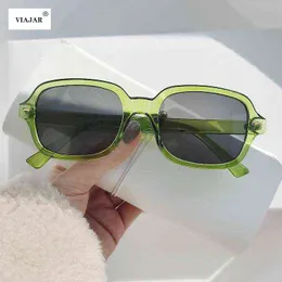 Солнцезащитные очки женщины мода ретро -градиент солнце