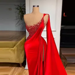 Red Sexy Sereia Prom Vestidos de Bateau Neck Lantejas de miçangas sem mangas Um ombro Glitter elegante comprimento lateral lateral Alto