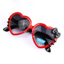النظارات الشمسية الأطفال أزياء الأطفال على شكل قلب لطيف مصمم UV400 إطار نظارات الطفلات النظارات الشمسية النظارات الشمسية